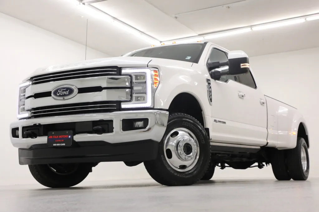 2018 Ford Super Duty F-350 DRW Lariat for sale in Clinton, MO