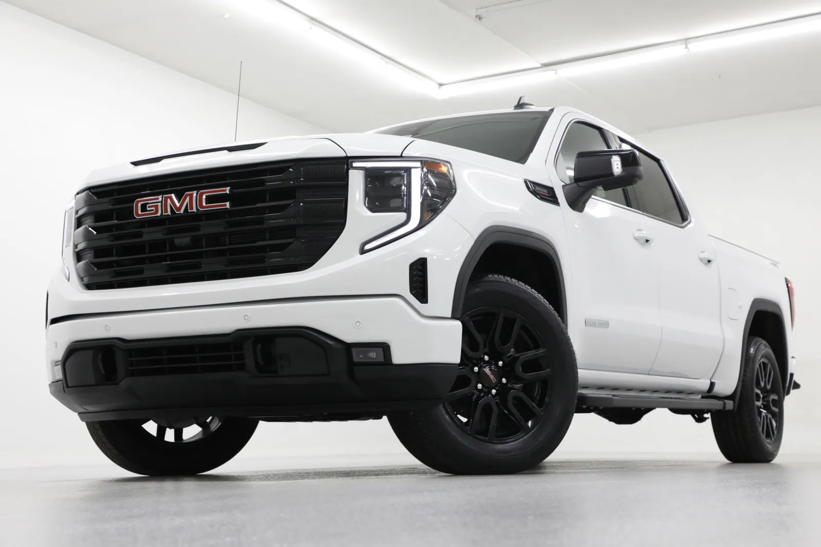 2025 GMC Sierra 1500 Elevation for sale in Clinton, MO