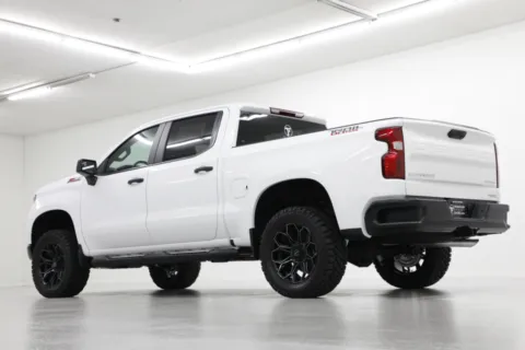 More photos of 2025 Chevrolet Silverado 1500 Custom Trail Boss at Jim Falk Motors, MO