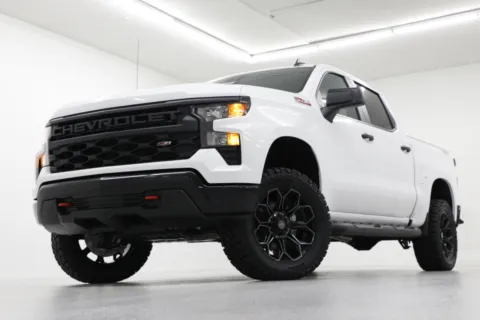 White 2025 Chevrolet Silverado 1500 Custom Trail Boss for sale in Clinton, MO