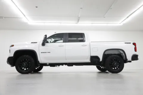 Another view of 2025 Chevrolet Silverado 2500HD LT for sale in Clinton, MO at Jim Falk Motors
