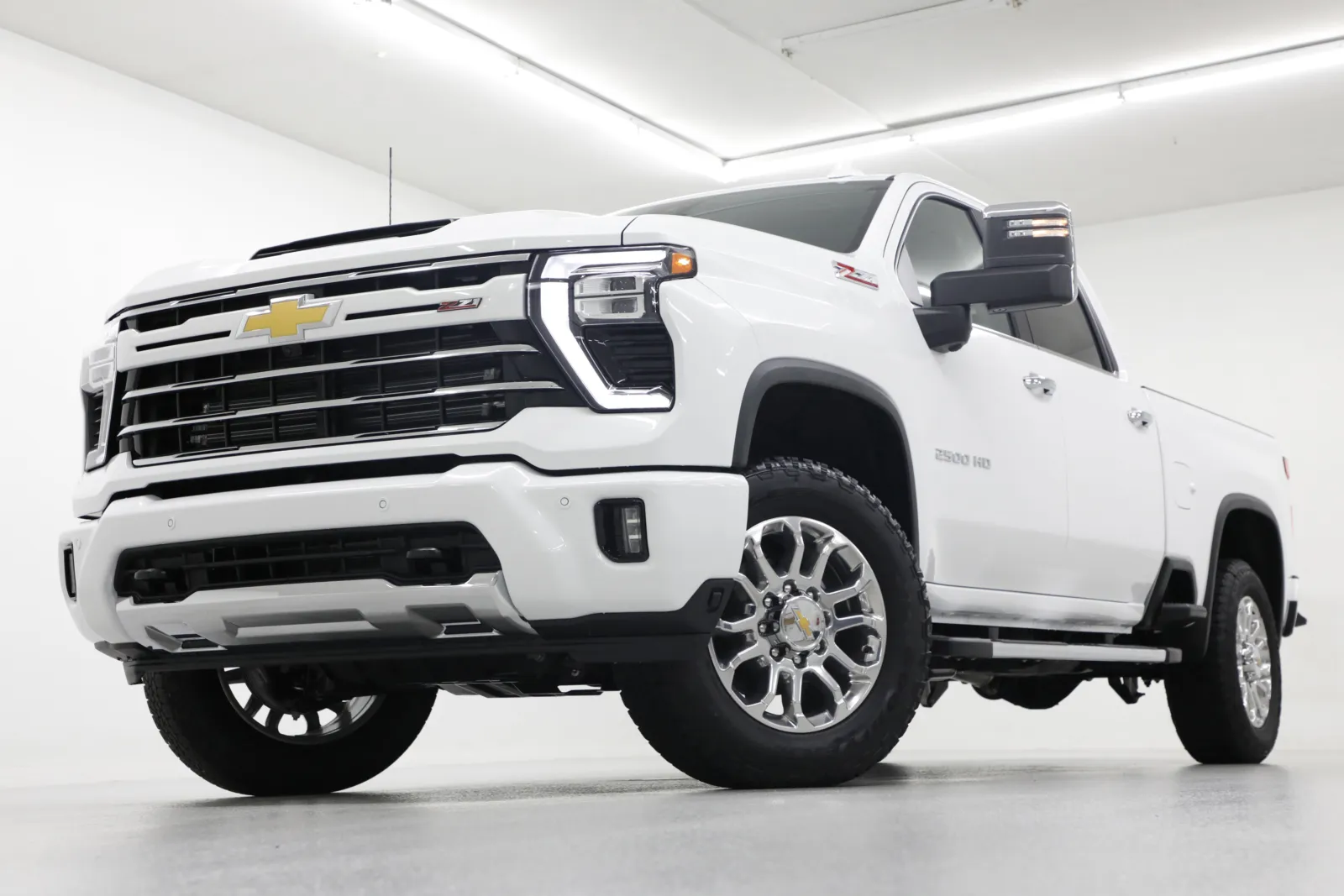 White 2025 Chevrolet Silverado 2500HD LTZ for sale in Clinton, MO