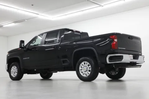 More photos of 2025 Chevrolet Silverado 2500HD LT at Jim Falk Motors, MO