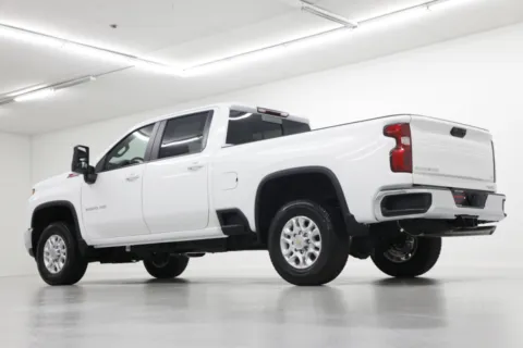 More photos of 2025 Chevrolet Silverado 2500HD LT at Jim Falk Motors, MO