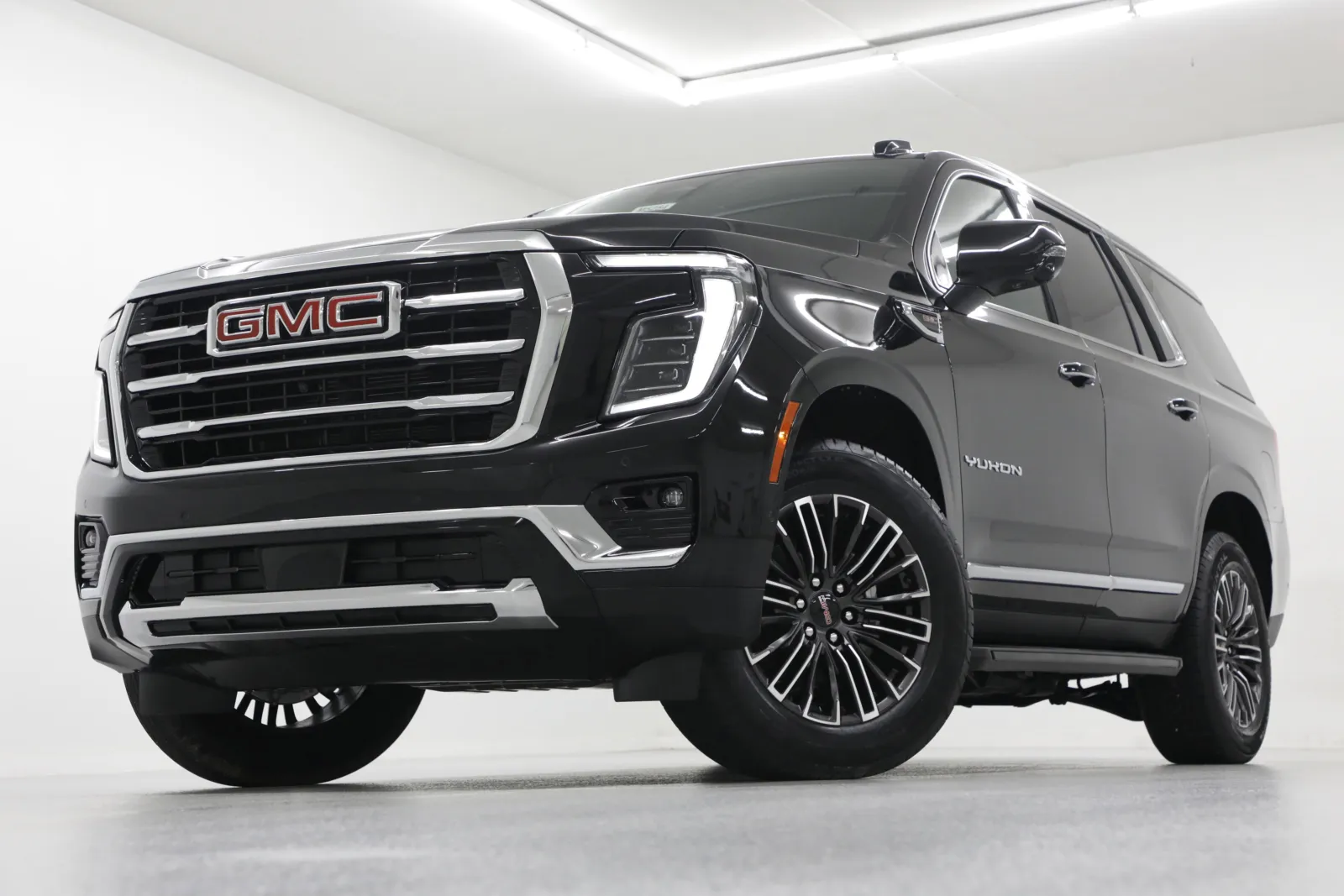 2025 GMC Yukon Elevation for sale in Clinton, MO