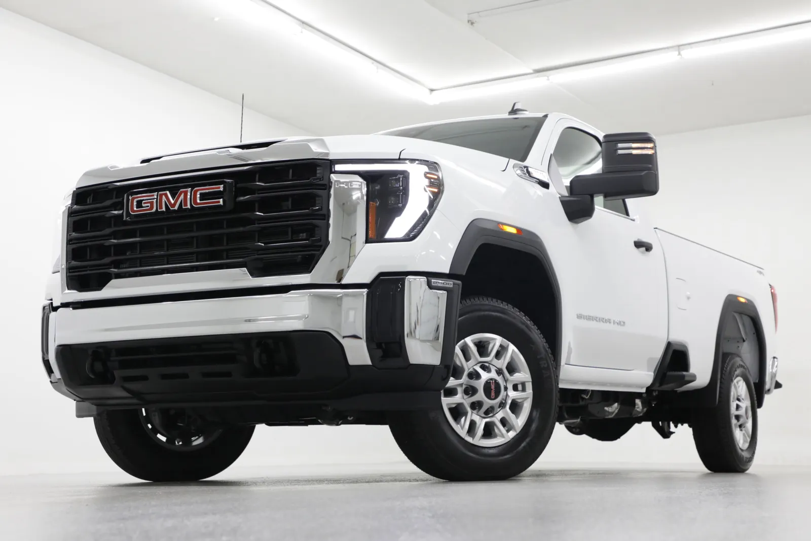 White 2025 GMC Sierra 2500HD Pro for sale in Clinton, MO