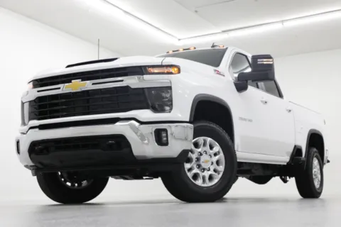 White 2025 Chevrolet Silverado 2500HD LT for sale in Clinton, MO