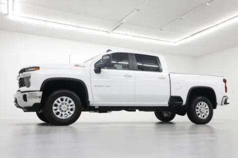 Photos of 2025 Chevrolet Silverado 2500HD LT for sale in Clinton, MO at Jim Falk Motors