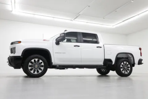 Photos of 2025 Chevrolet Silverado 2500HD Custom for sale in Clinton, MO at Jim Falk Motors
