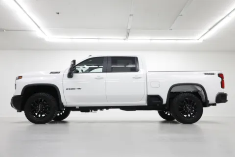 Another view of 2025 Chevrolet Silverado 2500HD LT for sale in Clinton, MO at Jim Falk Motors