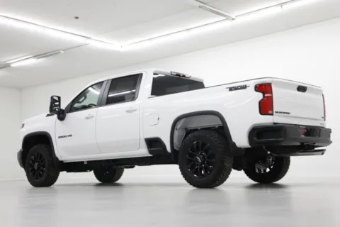 More photos of 2025 Chevrolet Silverado 2500HD LT at Jim Falk Motors, MO