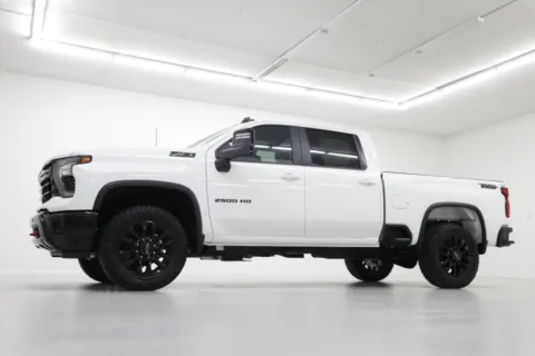 Photos of 2025 Chevrolet Silverado 2500HD LT for sale in Clinton, MO at Jim Falk Motors