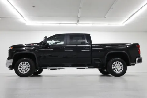 Another view of 2025 Chevrolet Silverado 2500HD LT for sale in Clinton, MO at Jim Falk Motors