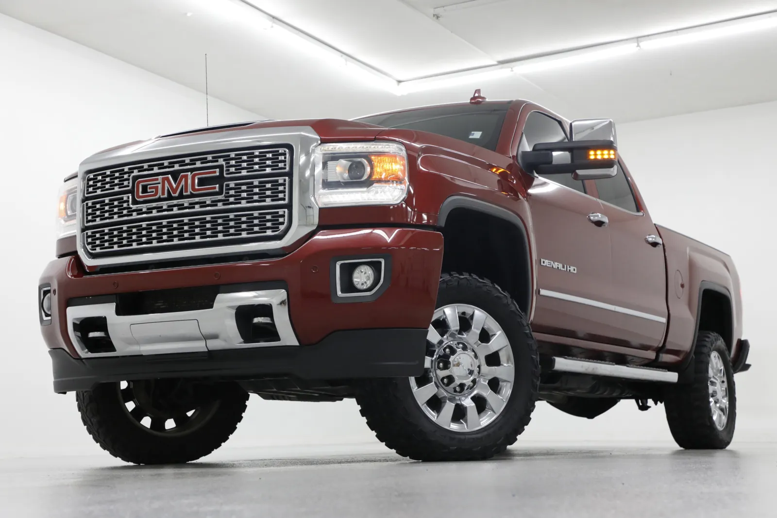 Red 2018 GMC Sierra 2500HD Denali for sale in Clinton, MO