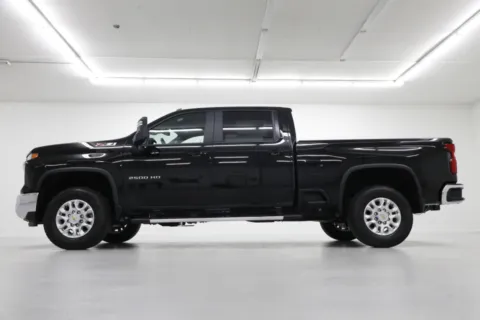 Another view of 2025 Chevrolet Silverado 2500HD LT for sale in Clinton, MO at Jim Falk Motors