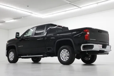 More photos of 2025 Chevrolet Silverado 2500HD LT at Jim Falk Motors, MO