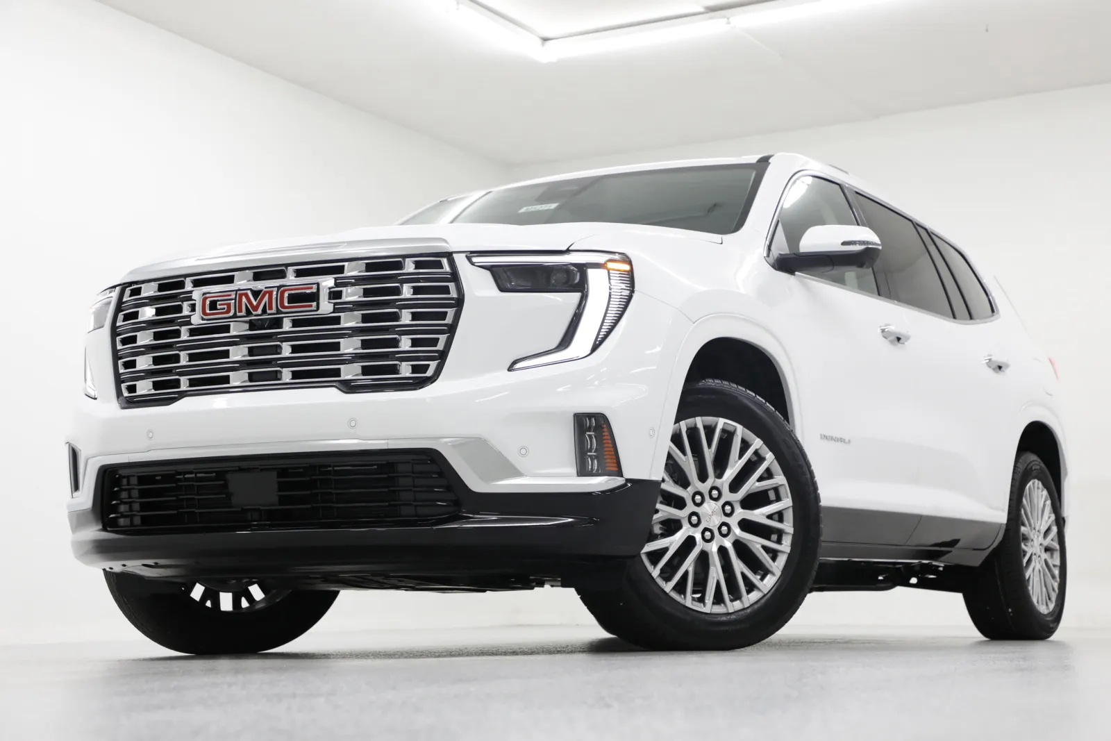 White 2025 GMC Acadia Denali for sale in Clinton, MO