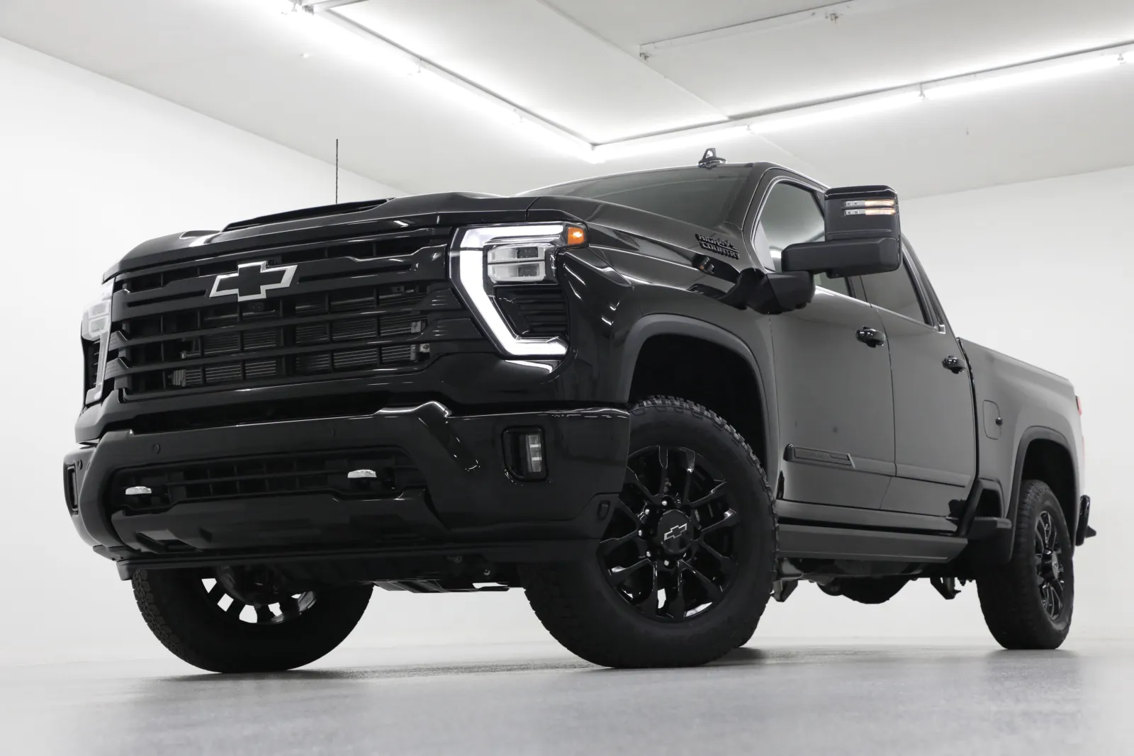 Black 2025 Chevrolet Silverado 2500HD High Country for sale in Clinton, MO