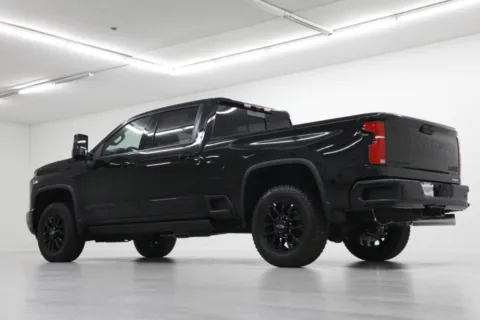 More photos of 2025 Chevrolet Silverado 2500HD High Country at Jim Falk Motors, MO