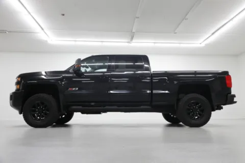 Another view of 2019 Chevrolet Silverado 2500HD LTZ for sale in Clinton, MO at Jim Falk Motors