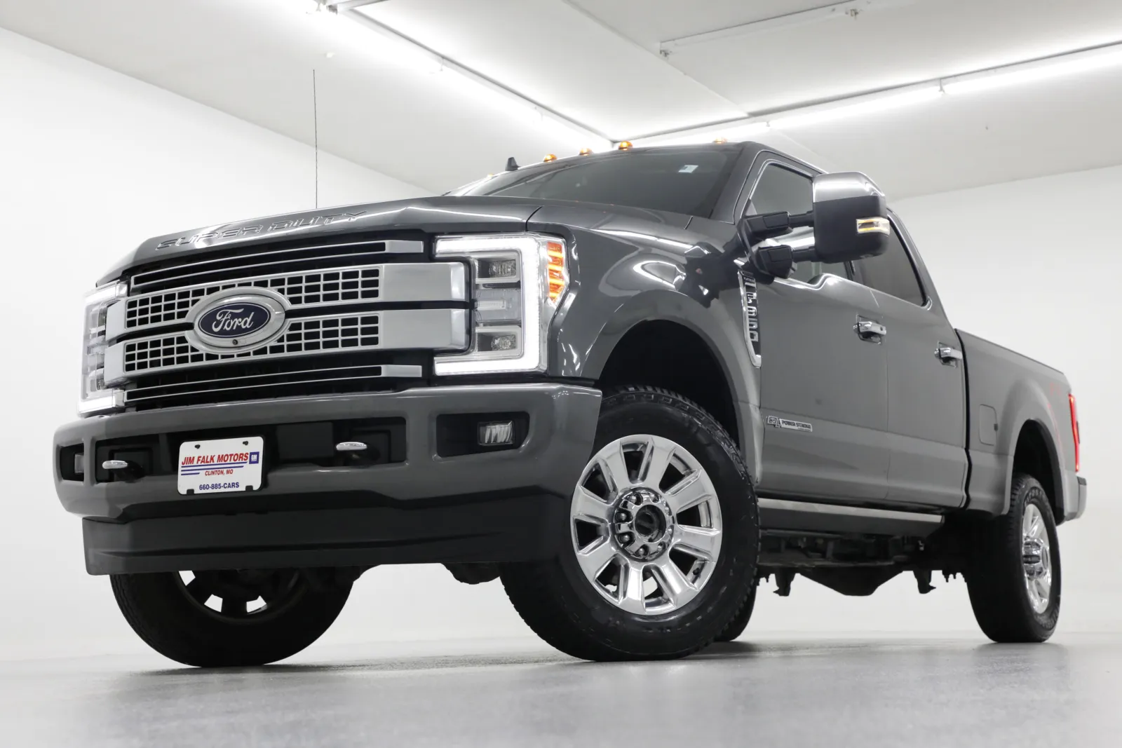 Gray 2019 Ford Super Duty F-350 Platinum for sale in Clinton, MO