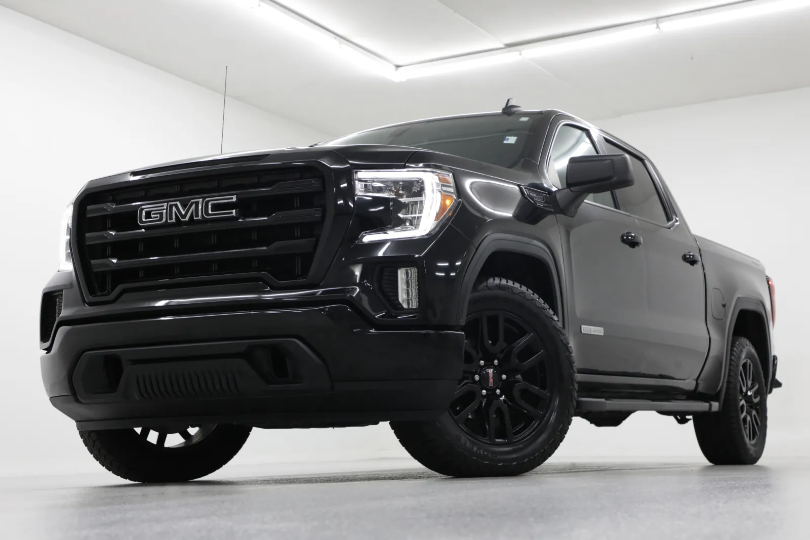 Black 2021 GMC Sierra 1500 Elevation for sale in Clinton, MO