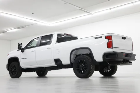 More photos of 2025 Chevrolet Silverado 3500HD LT at Jim Falk Motors, MO