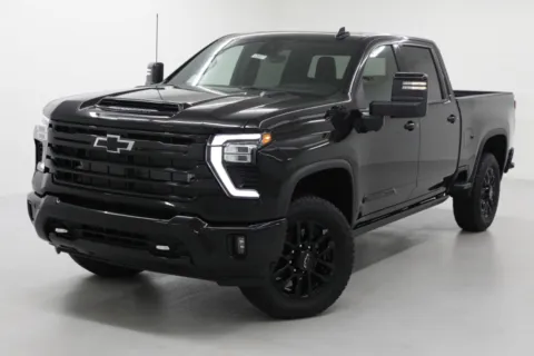 More photos of 2025 Chevrolet Silverado 2500HD High Country at Jim Falk Motors, MO