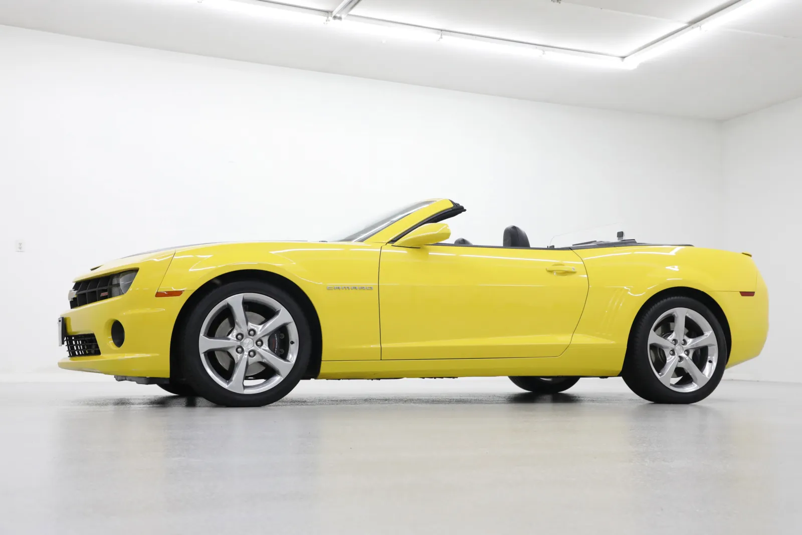 Used 2013 Chevrolet Camaro 2SS with VIN 2G1FK3DJ5D9247656 for sale in Kansas City