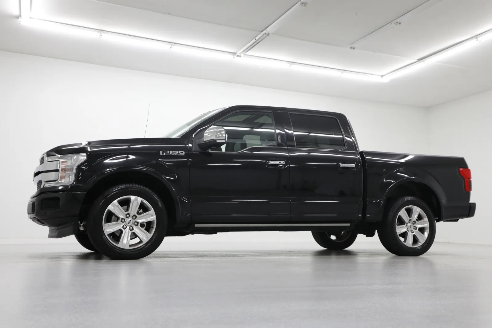 Used 2019 Ford F-150 Platinum with VIN 1FTEW1C48KFD49349 for sale in Kansas City