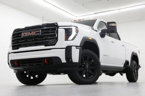 White 2025 GMC Sierra 2500HD AT4 for sale in Clinton, MO