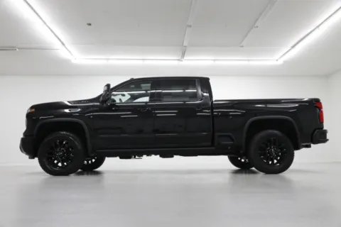 Another view of 2025 Chevrolet Silverado 2500HD High Country for sale in Clinton, MO at Jim Falk Motors
