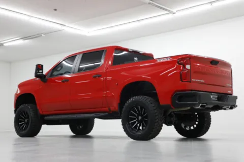 More photos of 2019 Chevrolet Silverado 1500 Custom Trail Boss at Jim Falk Motors, MO
