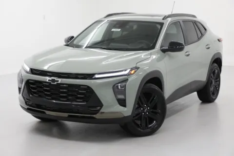 More photos of 2025 Chevrolet Trax ACTIV at Jim Falk Motors, MO