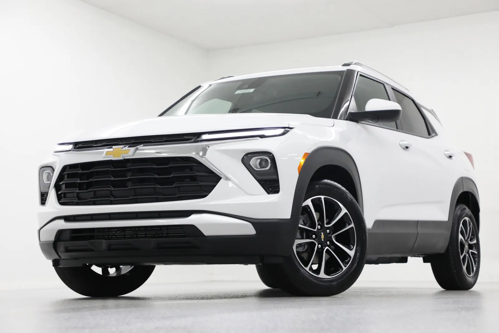 White 2026 Chevrolet Trailblazer LT for sale in Clinton, MO