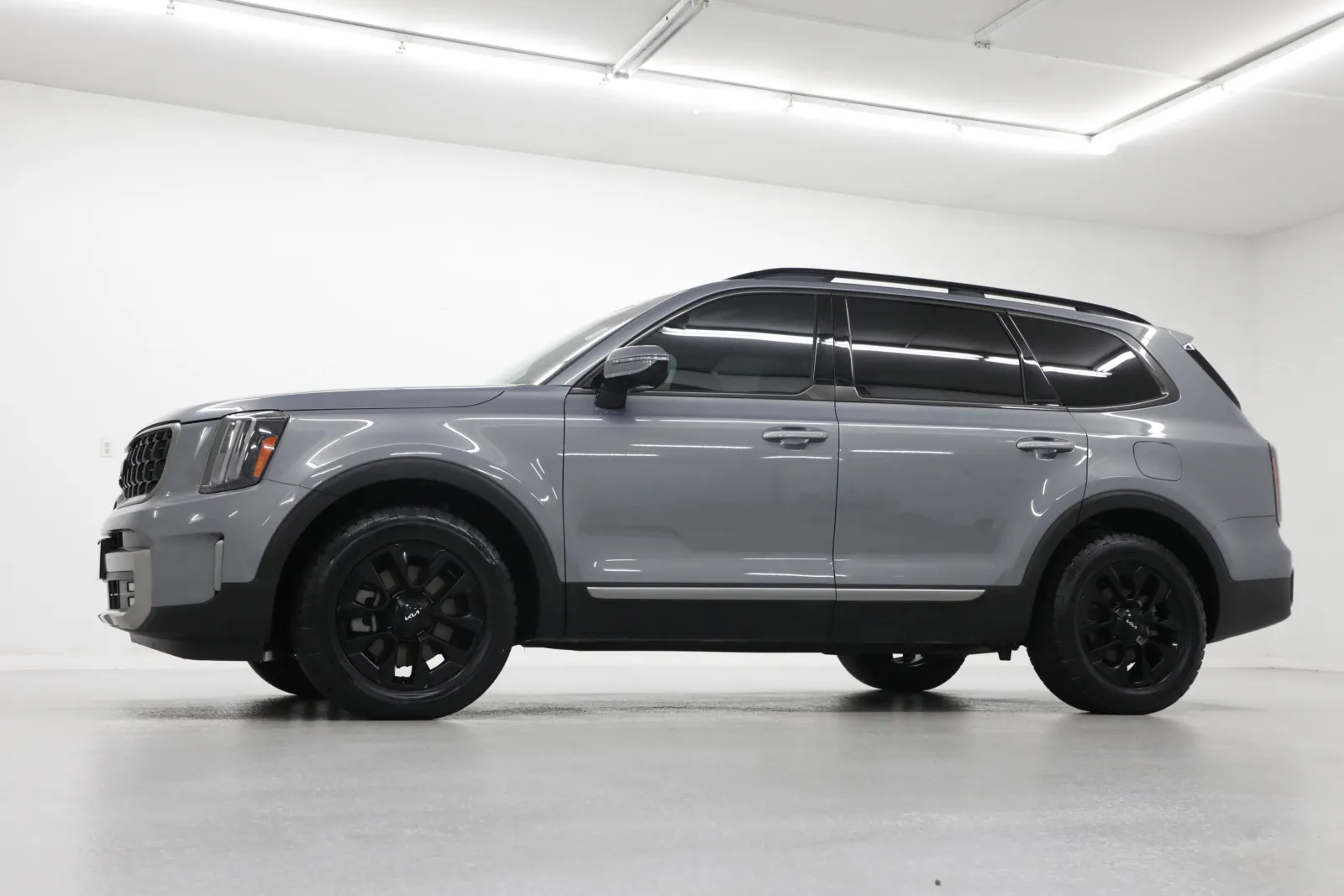 Used 2023 Kia Telluride SX Prestige X-Pro with VIN 5XYP5DGC2PG376842 for sale in Kansas City