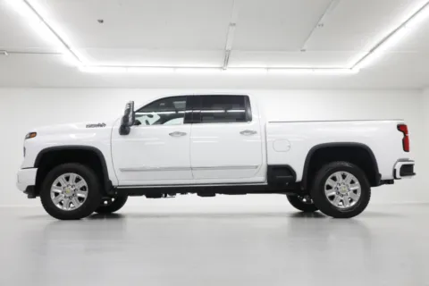 Another view of 2025 Chevrolet Silverado 2500HD High Country for sale in Clinton, MO at Jim Falk Motors