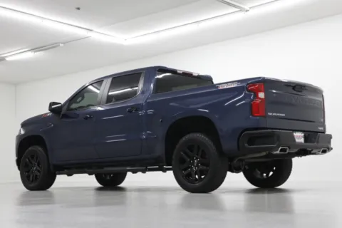 More photos of 2022 Chevrolet Silverado 1500 LTD LT Trail Boss at Jim Falk Motors, MO