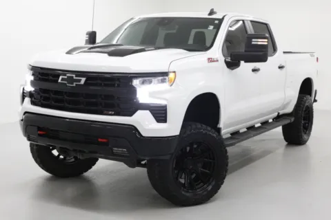 White 2022 Chevrolet Silverado 1500 LT Trail Boss for sale in Clinton, MO