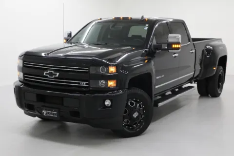 More photos of 2016 Chevrolet Silverado 3500HD LTZ at Jim Falk Motors, MO