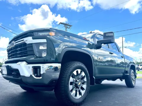 Gray 2025 Chevrolet Silverado 2500HD LT for sale in Clinton, MO