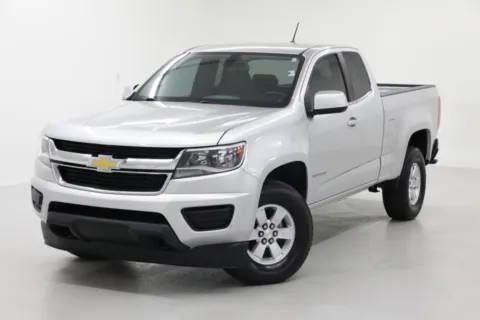 Silver 2018 Chevrolet Colorado 4WD Work Truck for sale in Clinton, MO