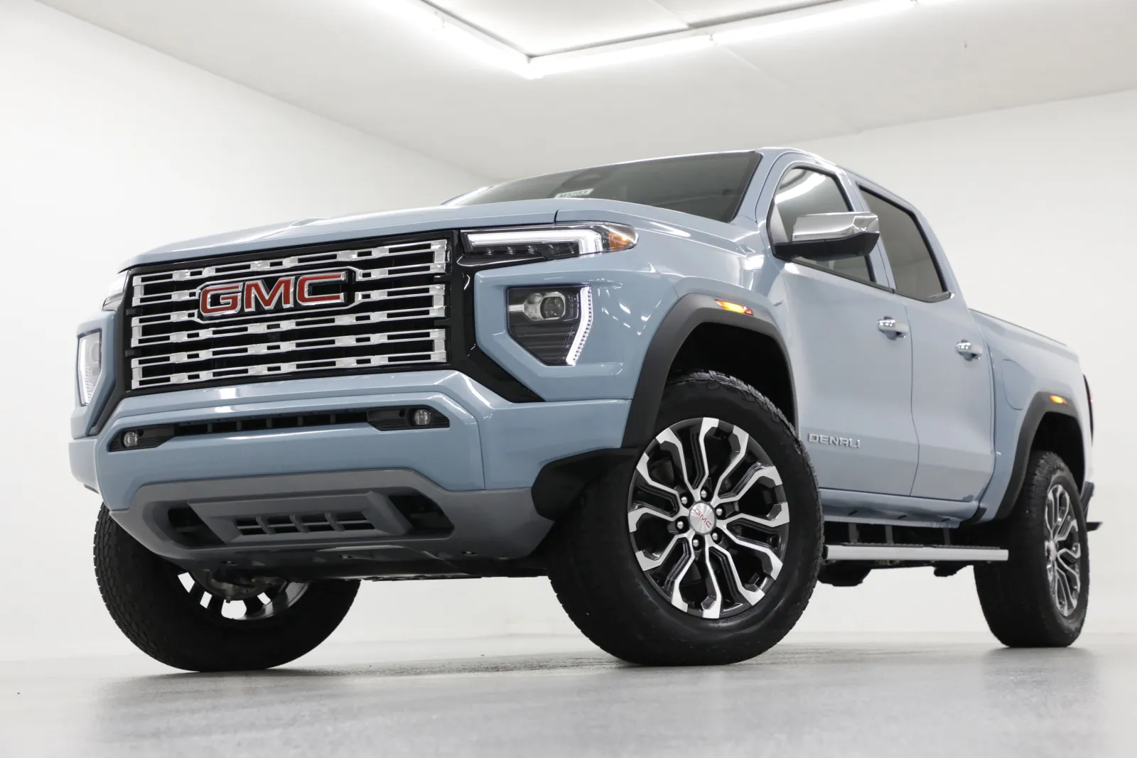 2025 GMC Canyon 4WD Denali for sale in Clinton, MO