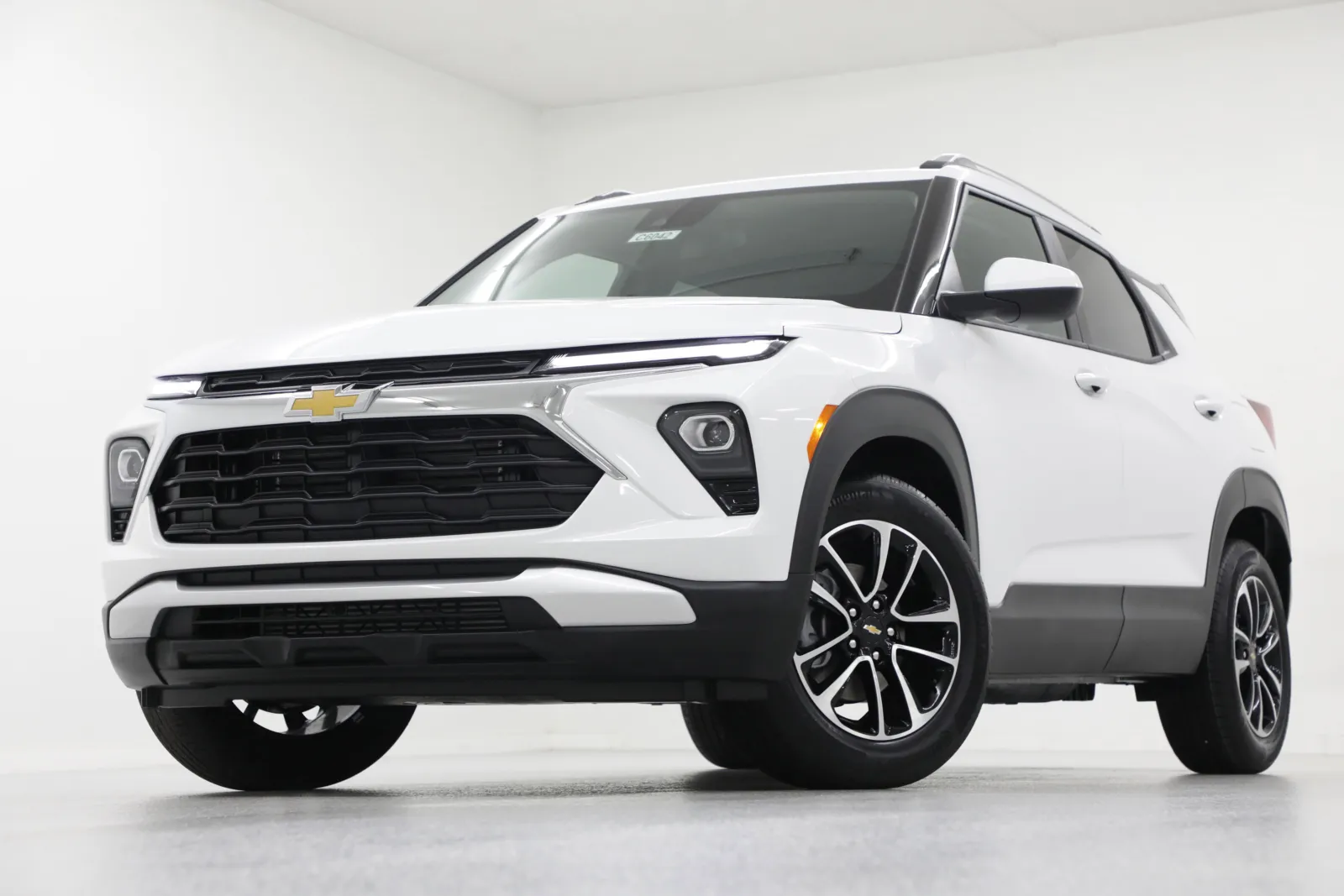 White 2026 Chevrolet Trailblazer LT for sale in Clinton, MO