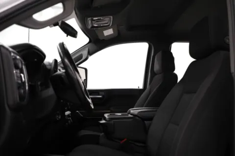 More photos of 2023 Chevrolet Silverado 2500HD LT at Jim Falk Motors, MO