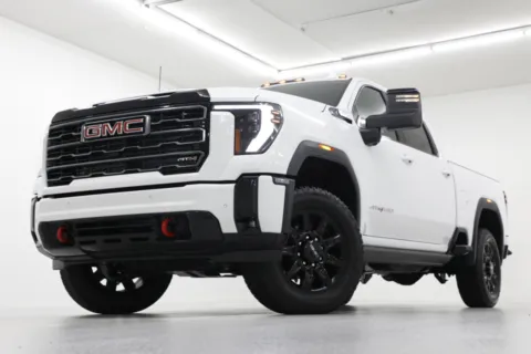 White 2025 GMC Sierra 2500HD AT4 for sale in Clinton, MO