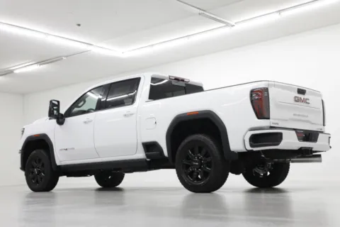 More photos of 2025 GMC Sierra 2500HD AT4 at Jim Falk Motors, MO