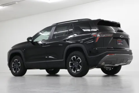 More photos of 2026 Chevrolet Equinox AWD ACTIV at Jim Falk Motors, MO