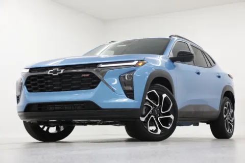 Blue 2025 Chevrolet Trax 2RS for sale in Clinton, MO