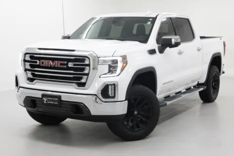 More photos of 2019 GMC Sierra 1500 SLT at Jim Falk Motors, MO